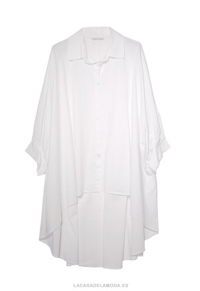 Camisa blanca holgada mujer